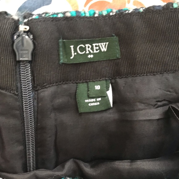 Wool Mini skirt - Picture 3 of 3